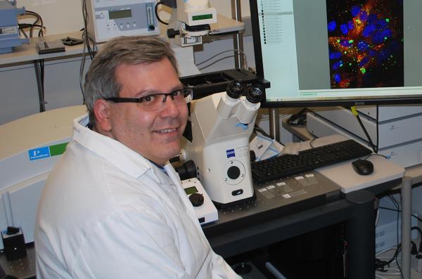 Phil Santangelo is using an NIH grant to develop an HIV vaccine.