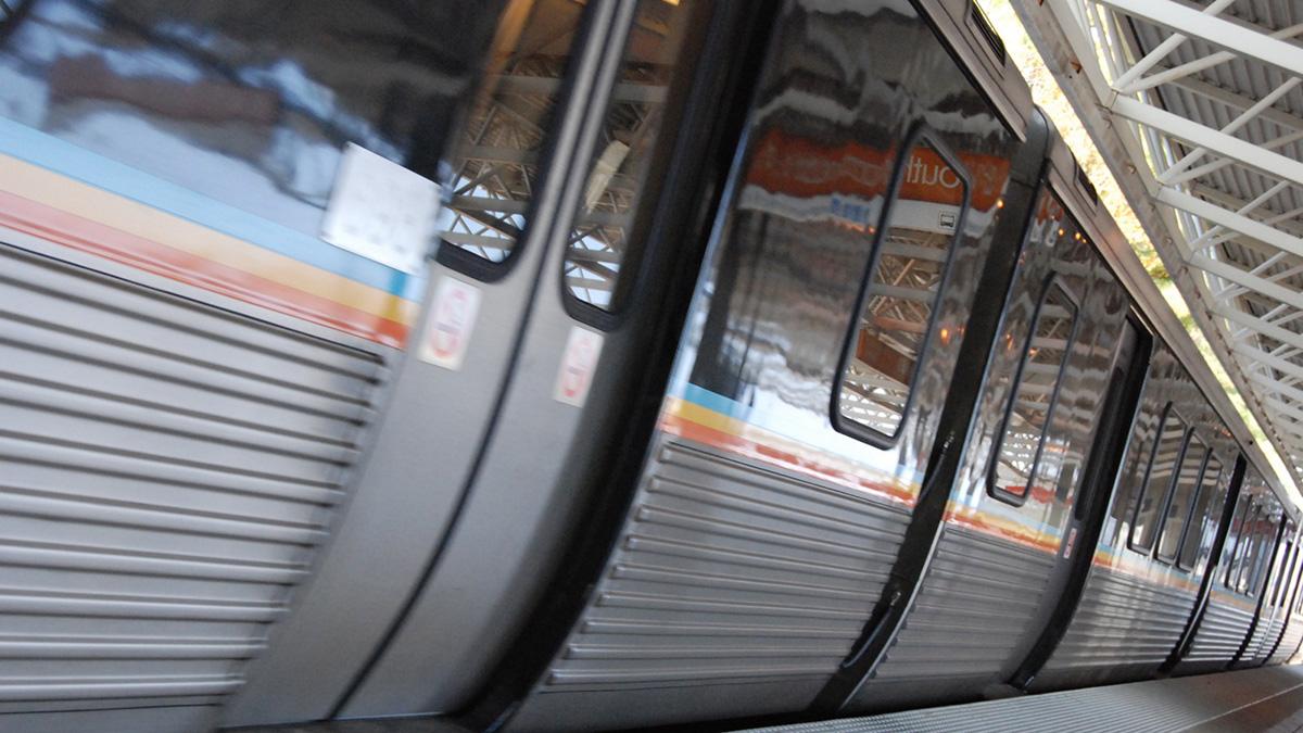 Closeup of a MARTA train in a station. (Photo Courtesy: Josh Hallett via Flickr)